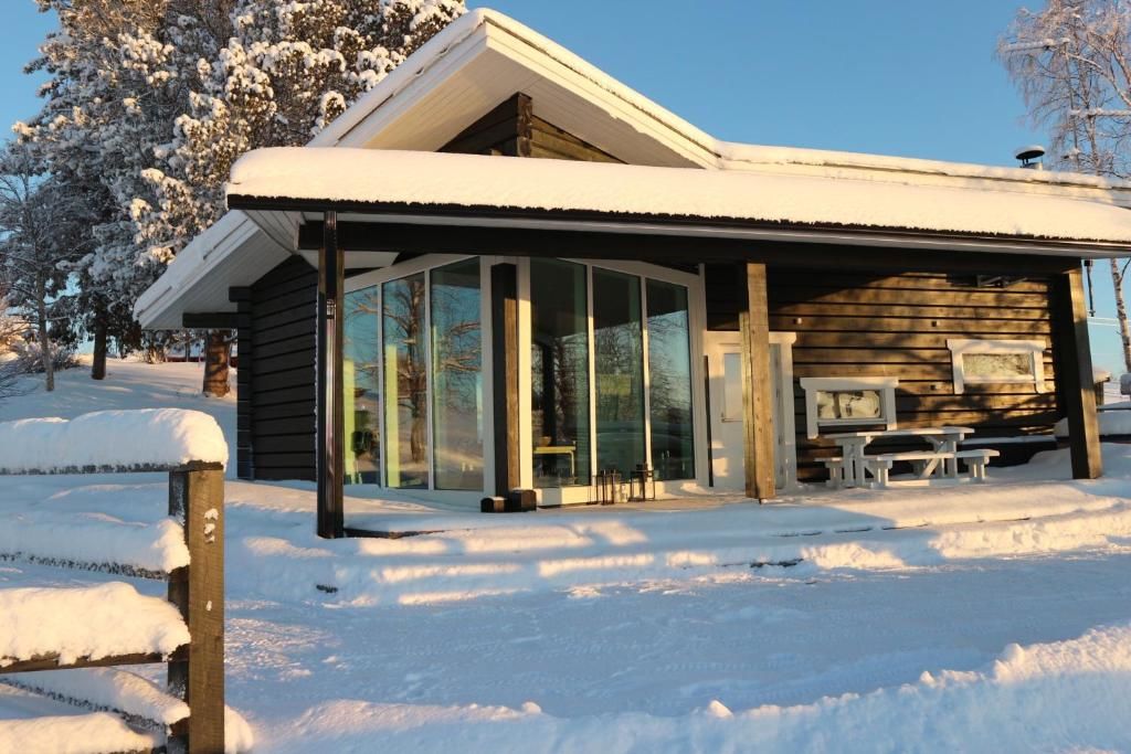 Дома для отпуска Riverside Cottage Aalto Borealis Кеминмаа-65